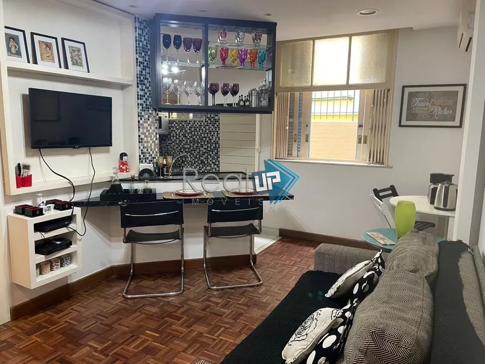 Apartamento à venda com 1 quarto, 36m² - Foto 1