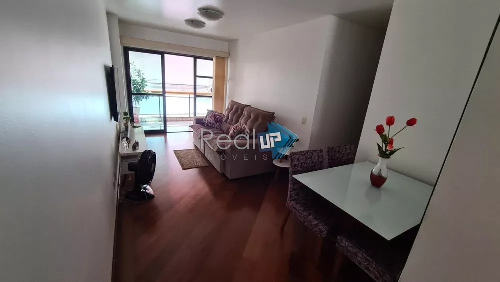 Apartamento à venda com 3 quartos, 83m² - Foto 3