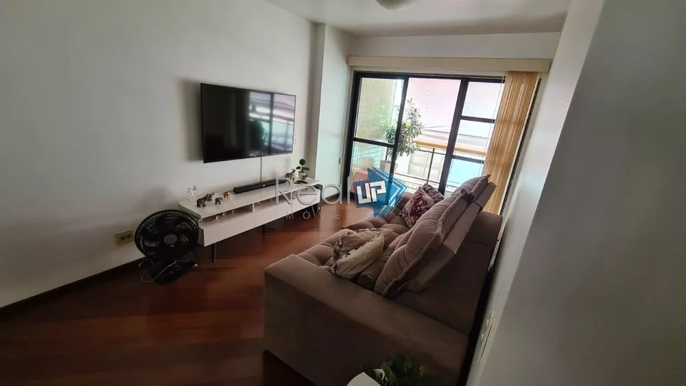 Apartamento à venda com 3 quartos, 83m² - Foto 1