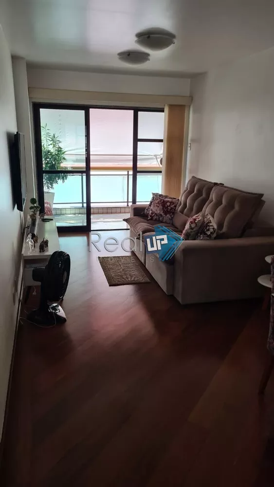 Apartamento à venda com 3 quartos, 83m² - Foto 4