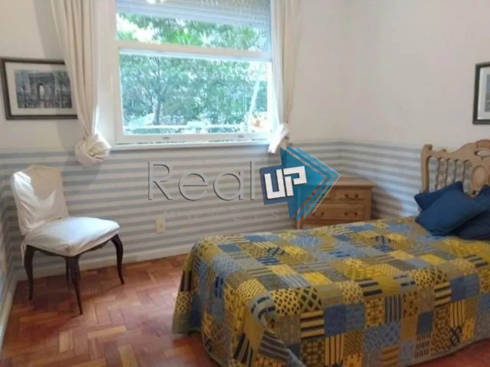 Apartamento à venda com 3 quartos, 161m² - Foto 1