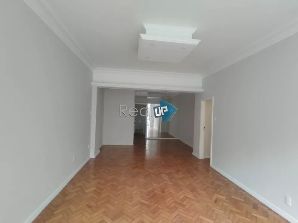 Apartamento à venda com 4 quartos, 174m² - Foto 1