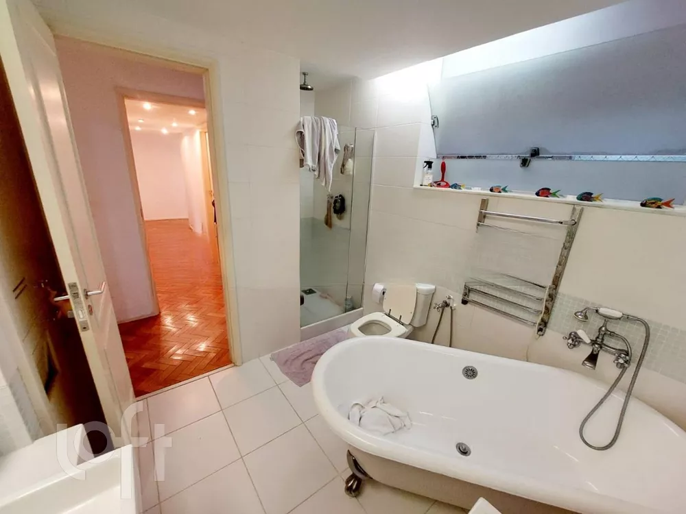 Apartamento à venda com 3 quartos, 284m² - Foto 5