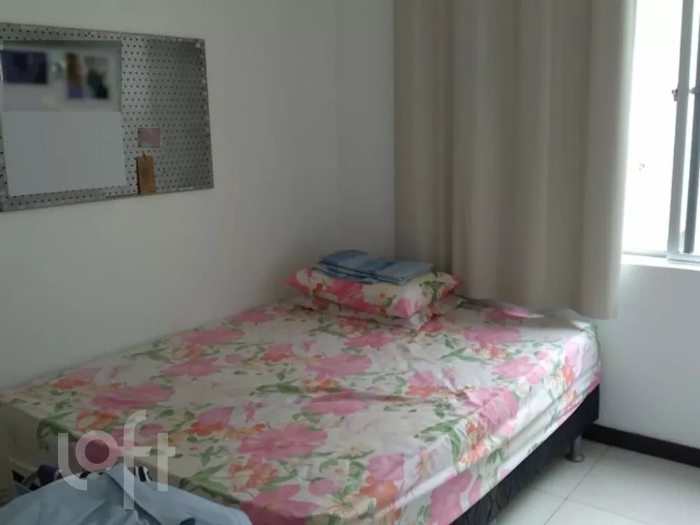 Apartamento à venda com 3 quartos, 83m² - Foto 2