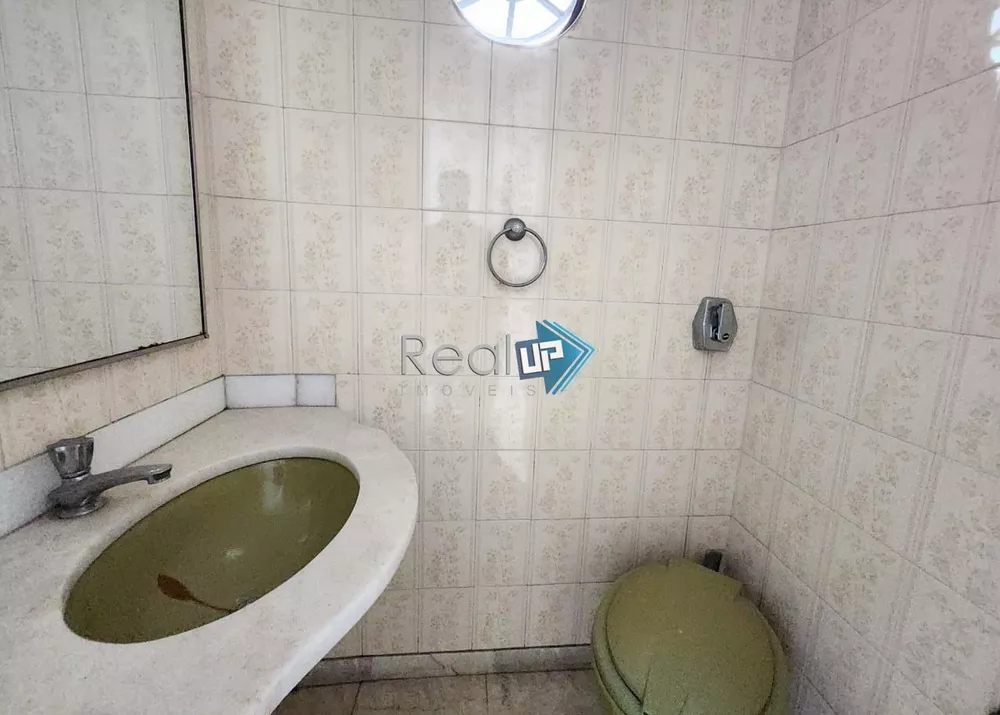 Apartamento à venda com 4 quartos, 211m² - Foto 8