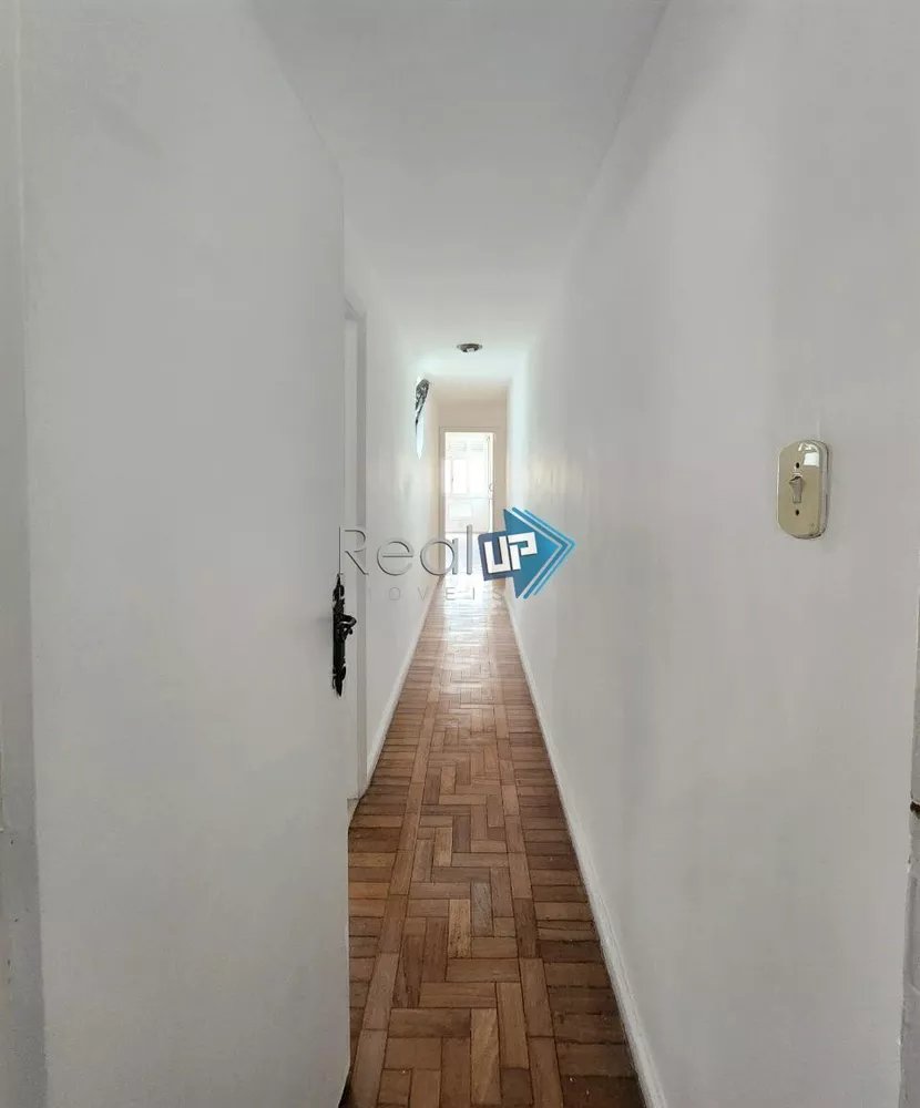 Apartamento à venda com 4 quartos, 211m² - Foto 9