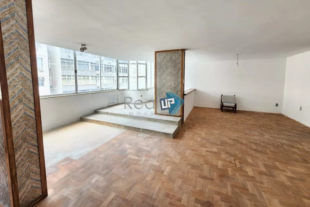 Apartamento à venda com 4 quartos, 211m² - Foto 4