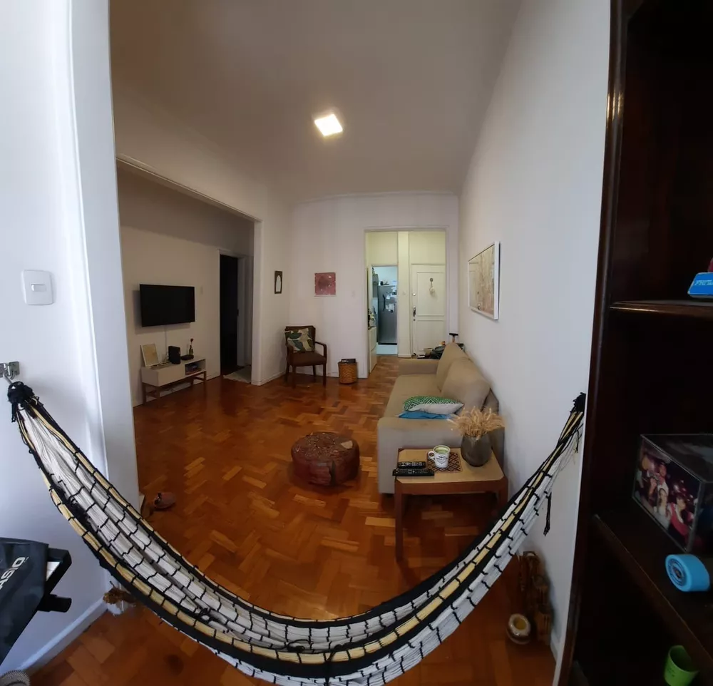 Apartamento à venda com 3 quartos, 75m² - Foto 2