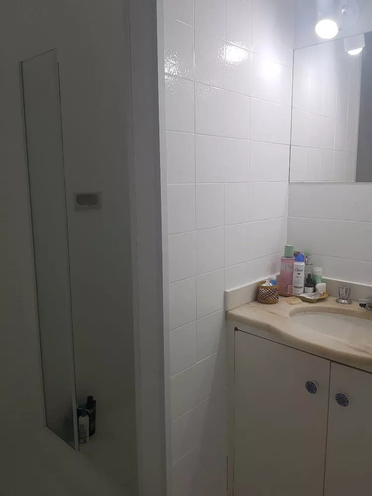 Apartamento à venda com 3 quartos, 75m² - Foto 13