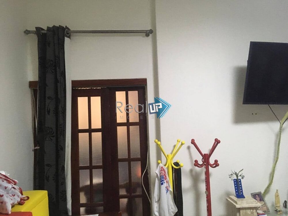 Apartamento à venda com 2 quartos, 150m² - Foto 4