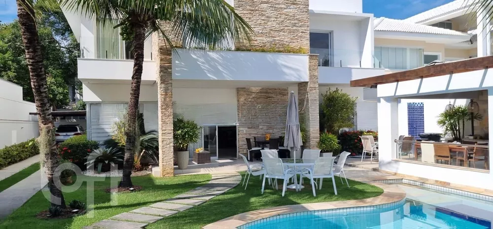 Casa à venda com 4 quartos, 480m² - Foto 1