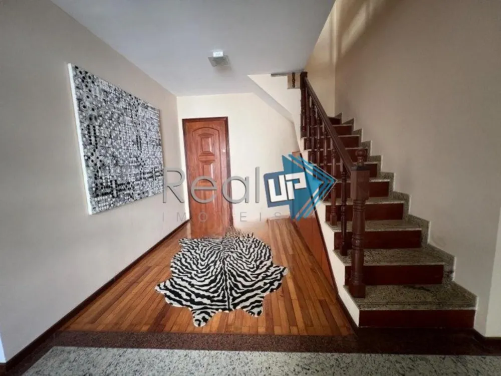 Apartamento, 3 quartos, 170 m² - Foto 2