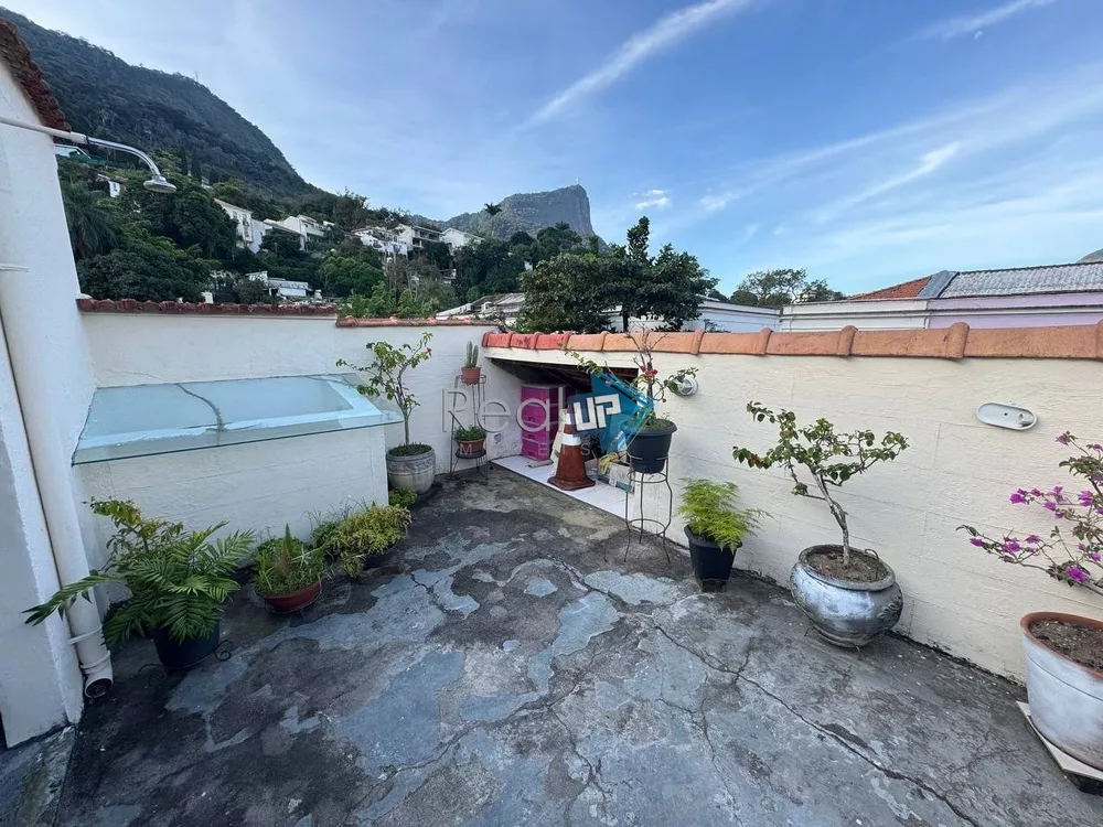 Casa, 8 quartos, 200 m² - Foto 1