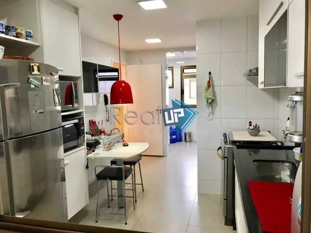 Cobertura à venda com 2 quartos, 178m² - Foto 4