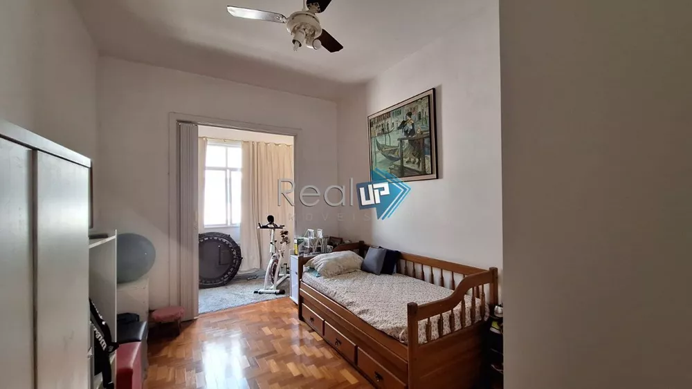 Apartamento à venda com 3 quartos, 125m² - Foto 4