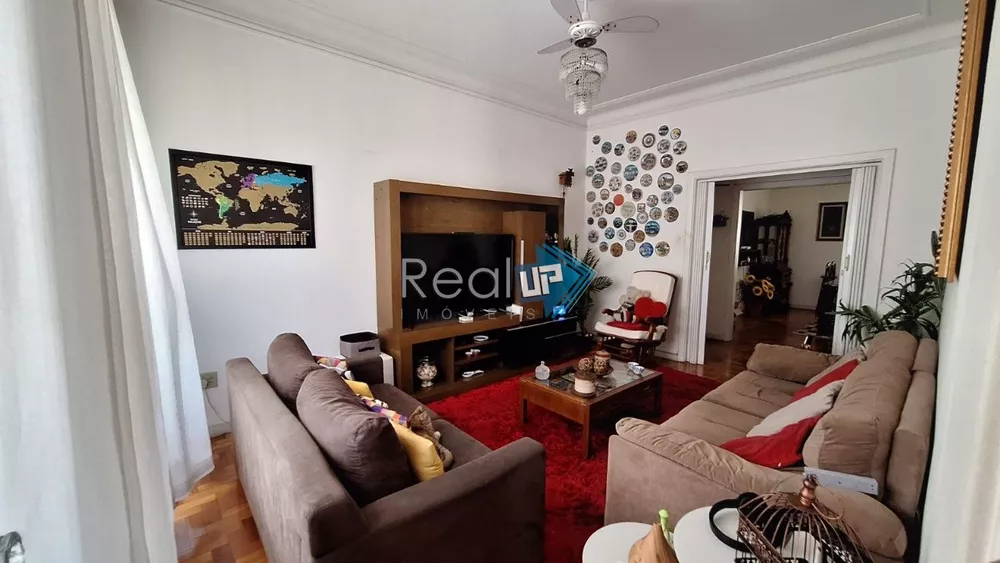 Apartamento à venda com 3 quartos, 125m² - Foto 2