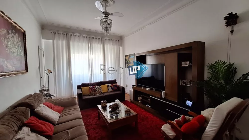 Apartamento à venda com 3 quartos, 125m² - Foto 1