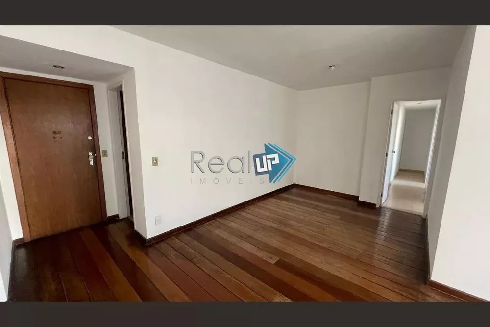 Apartamento à venda com 3 quartos, 129m² - Foto 2