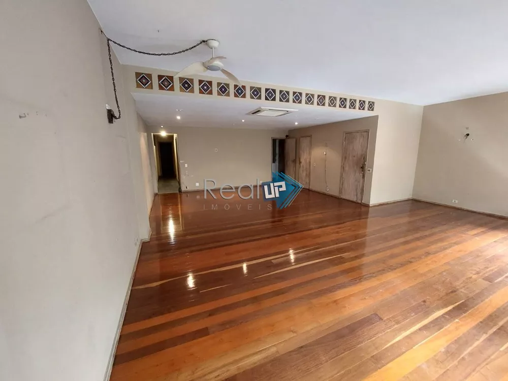 Apartamento à venda com 4 quartos, 170m² - Foto 2