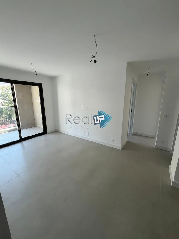 Apartamento, 2 quartos, 74 m² - Foto 2