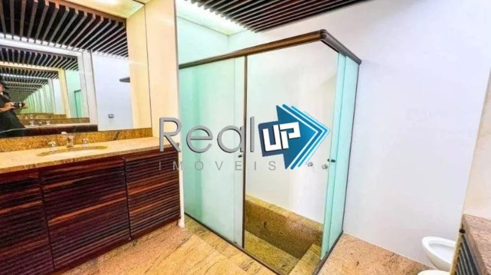 Cobertura, 3 quartos, 259 m² - Foto 17