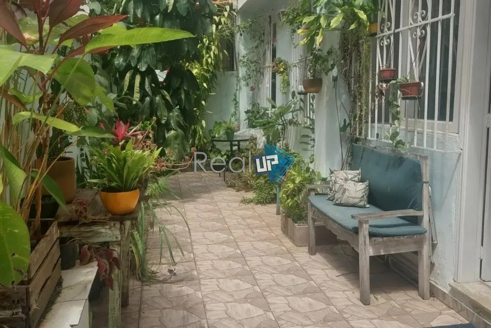 Casa, 6 quartos, 172 m² - Foto 1