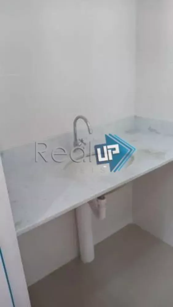 Apartamento à venda com 2 quartos, 62m² - Foto 11