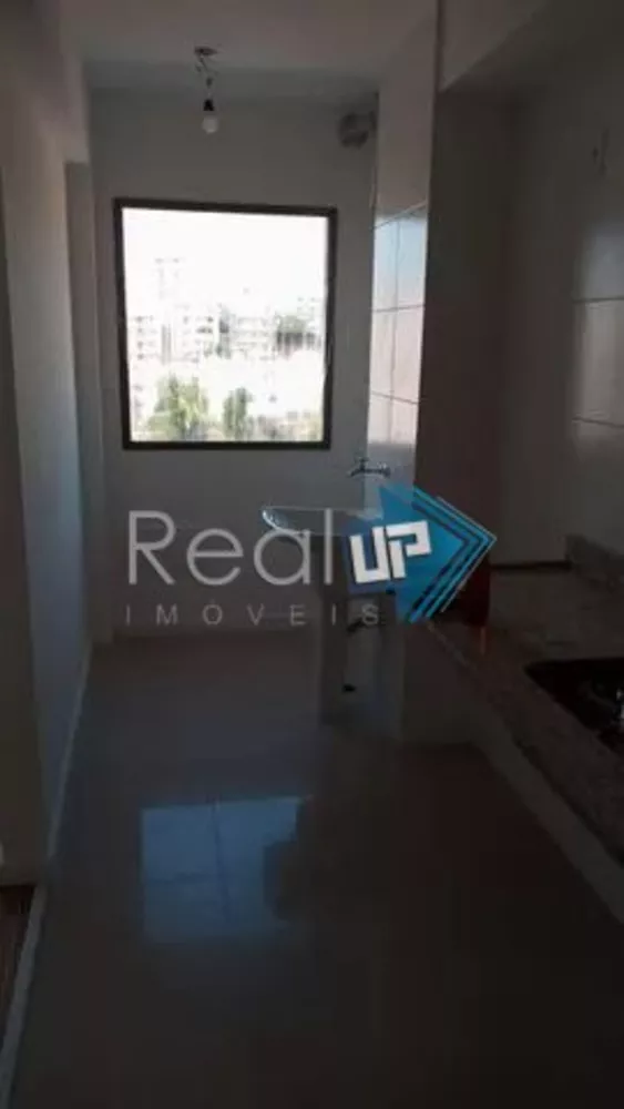 Apartamento à venda com 2 quartos, 62m² - Foto 10