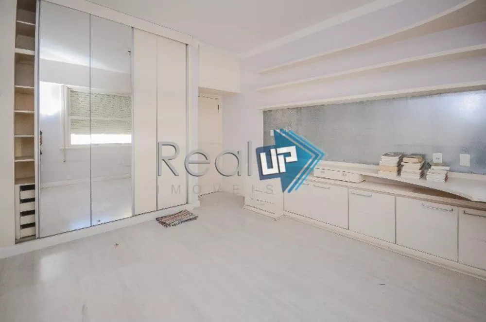 Apartamento à venda com 4 quartos, 250m² - Foto 8