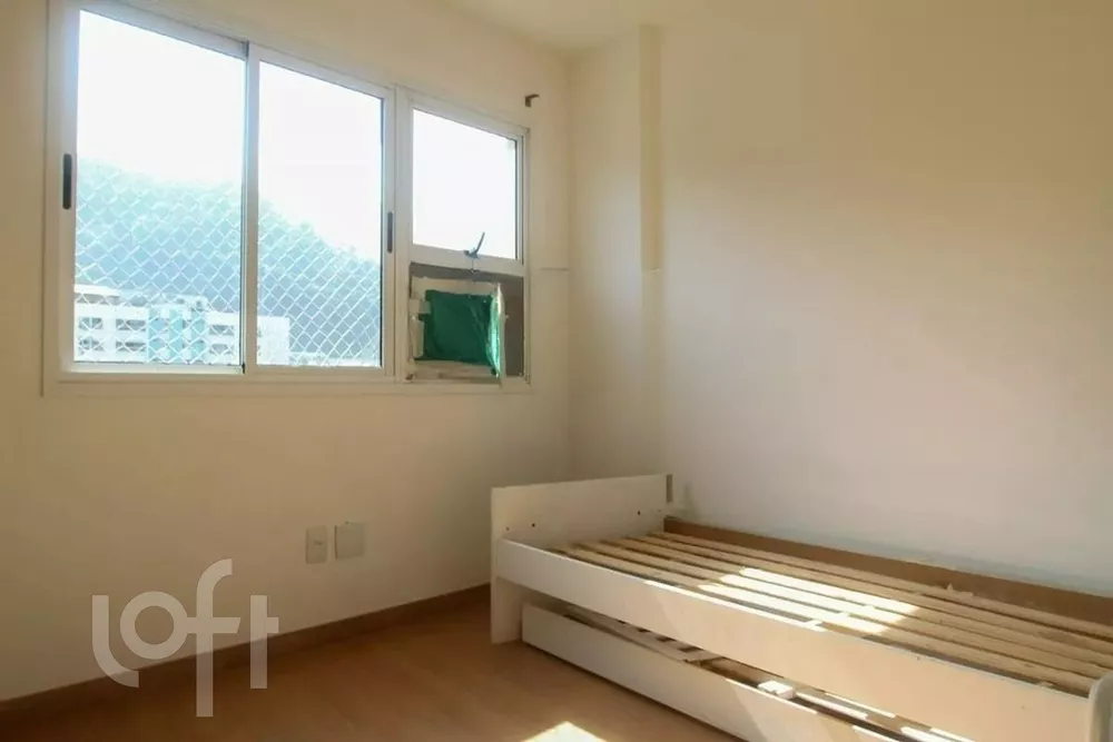 Apartamento à venda com 4 quartos, 155m² - Foto 6