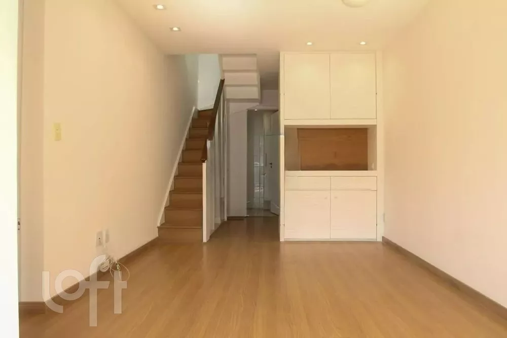 Apartamento à venda com 4 quartos, 155m² - Foto 2