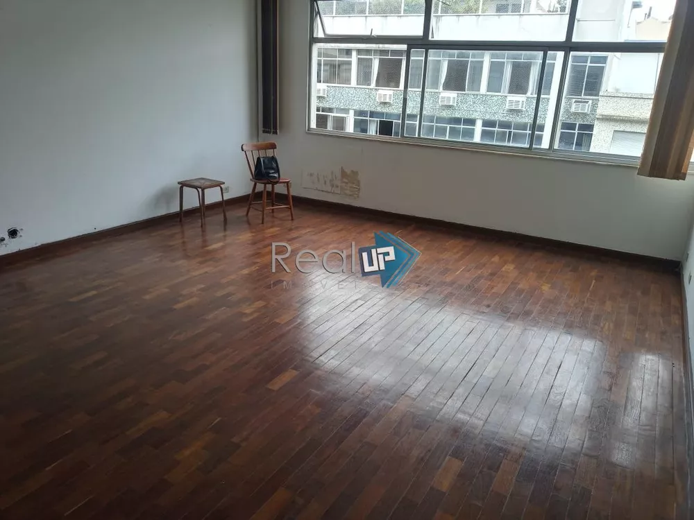 Apartamento à venda com 3 quartos, 110m² - Foto 4