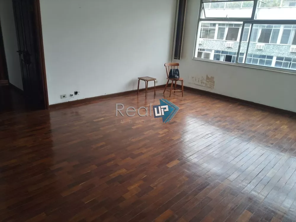 Apartamento à venda com 3 quartos, 110m² - Foto 5