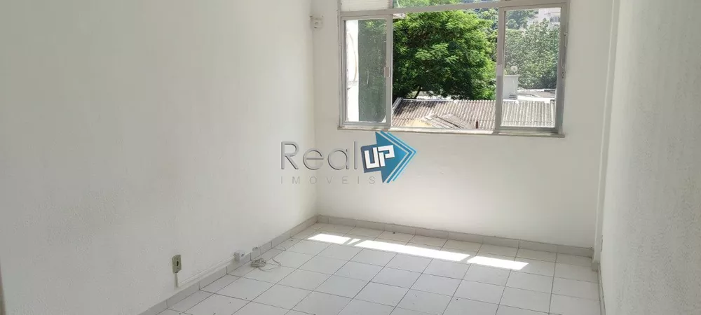 Apartamento à venda com 1 quarto, 24m² - Foto 1