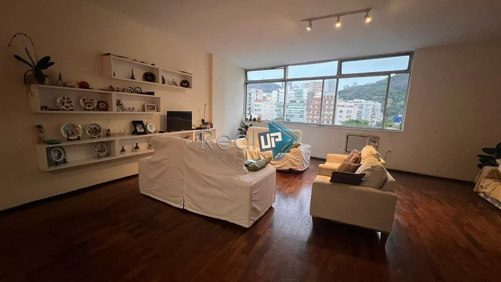 Apartamento, 3 quartos, 141 m² - Foto 1