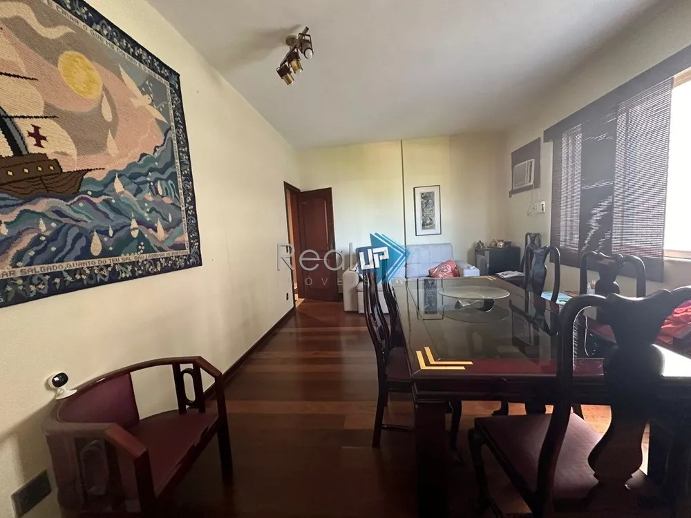 Apartamento para alugar com 3 quartos, 119m² - Foto 2