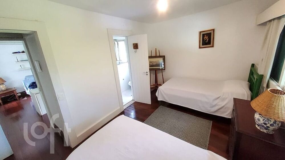 Casa à venda com 3 quartos, 260m² - Foto 11