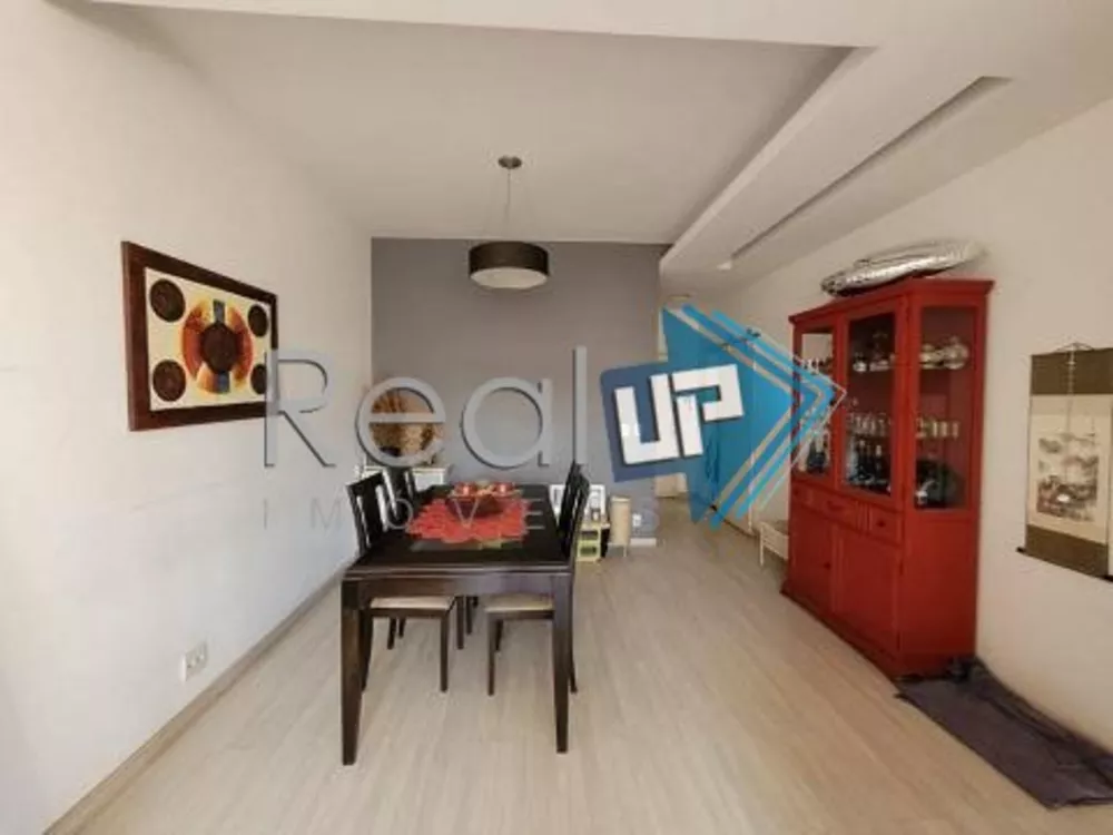 Apartamento à venda com 3 quartos, 105m² - Foto 2