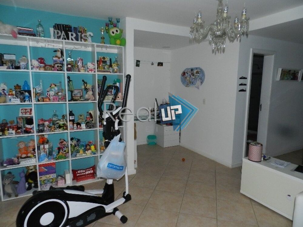 Casa à venda com 7 quartos, 942m² - Foto 8