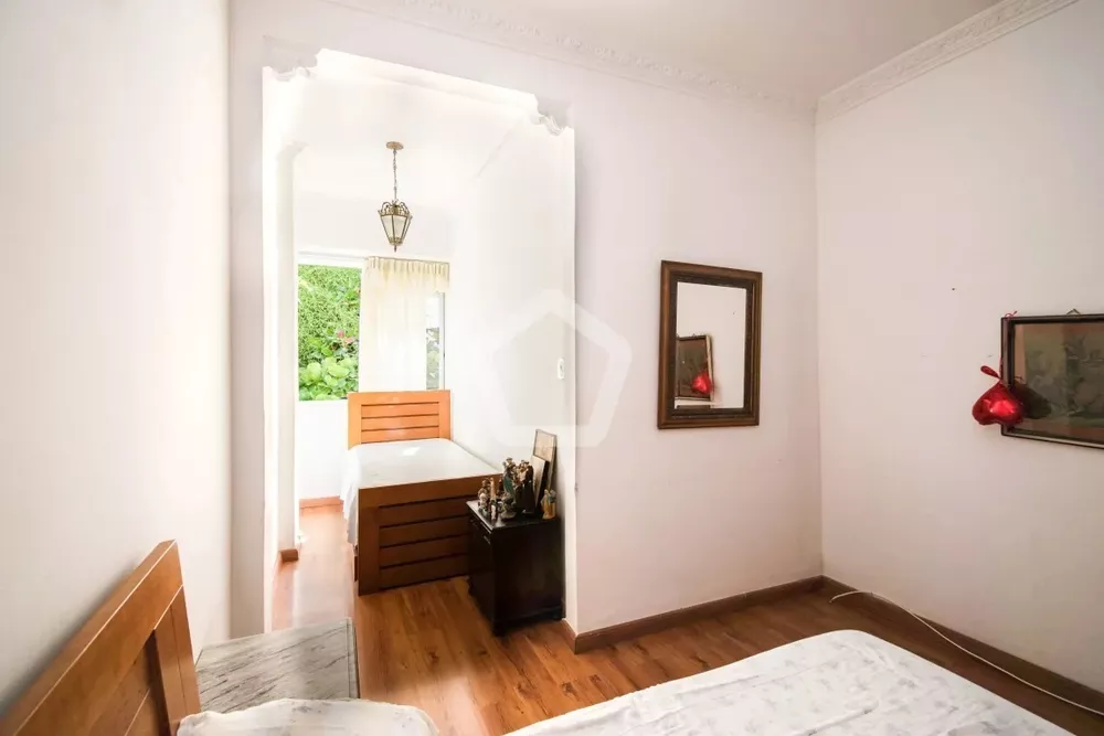 Apartamento à venda com 2 quartos, 65m² - Foto 4