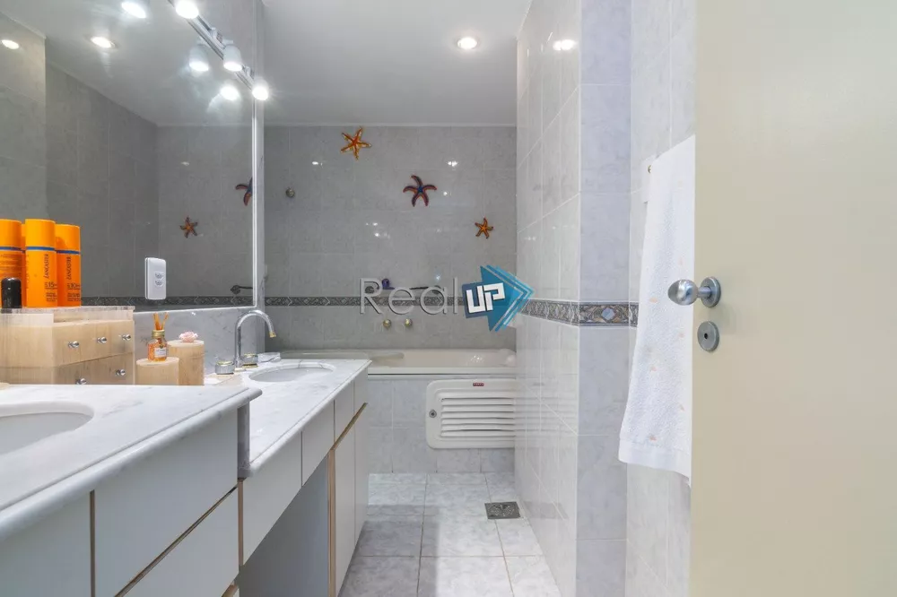 Cobertura, 3 quartos, 165 m² - Foto 1