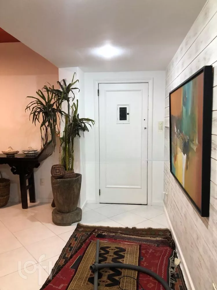 Apartamento à venda com 2 quartos, 120m² - Foto 4