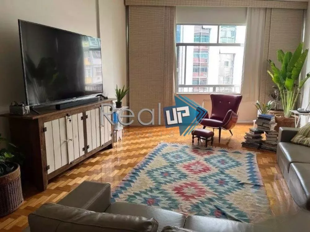 Apartamento, 3 quartos, 130 m² - Foto 1