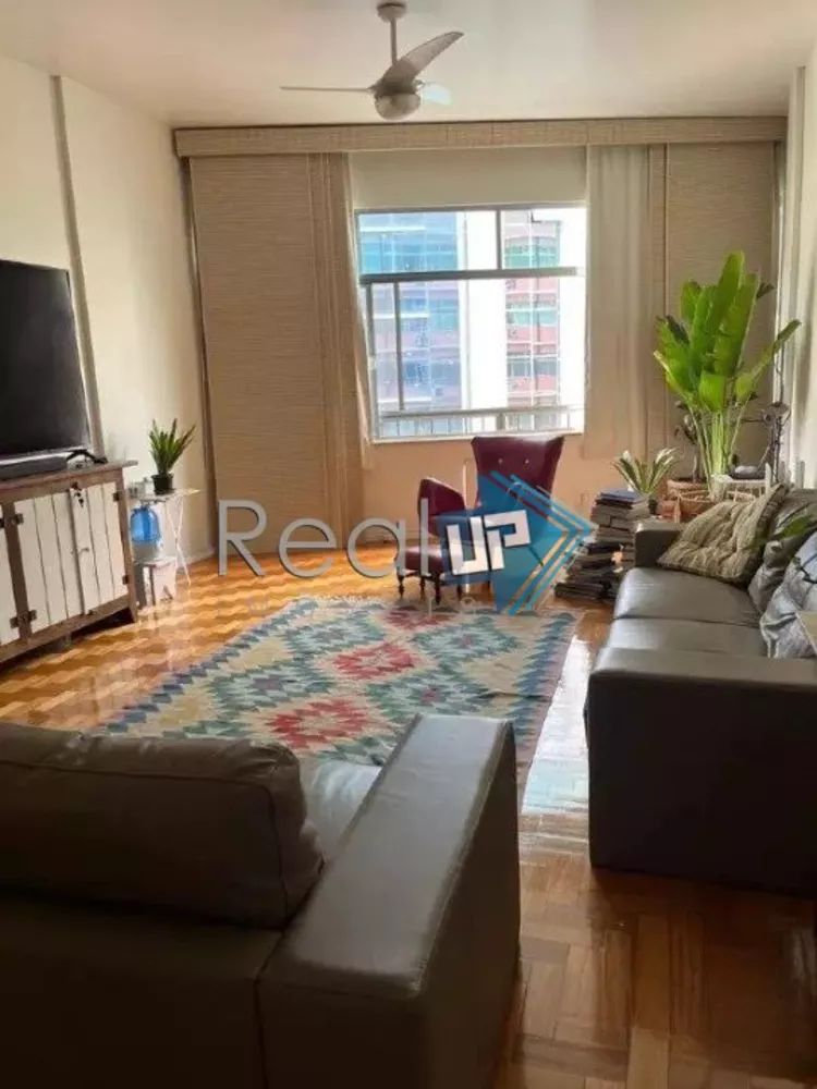 Apartamento, 3 quartos, 130 m² - Foto 2
