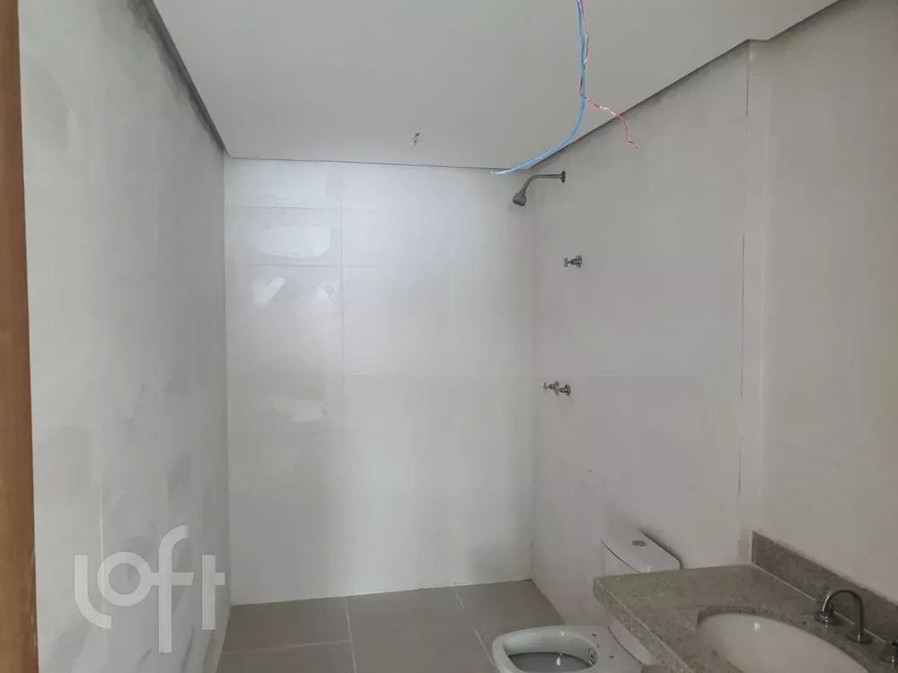 Apartamento à venda com 3 quartos, 200m² - Foto 5