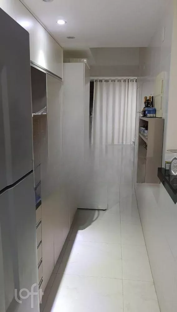 Apartamento à venda com 3 quartos, 91m² - Foto 7