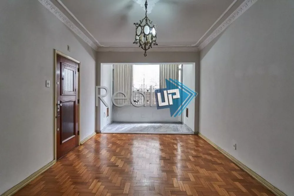 Apartamento à venda com 3 quartos, 96m² - Foto 1