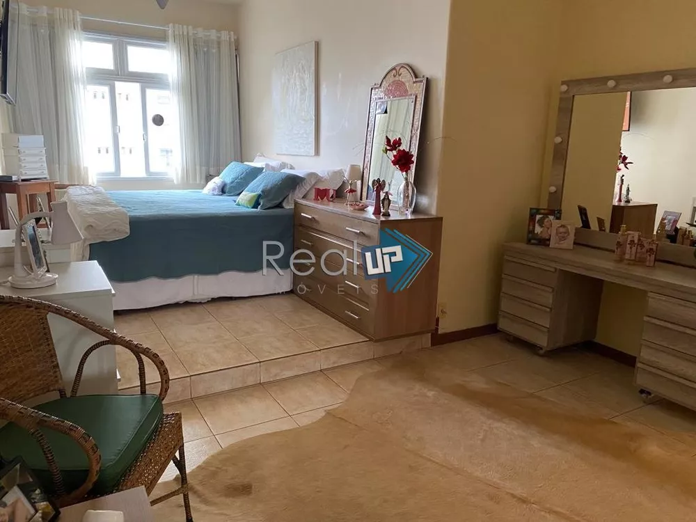 Apartamento à venda com 3 quartos, 162m² - Foto 4