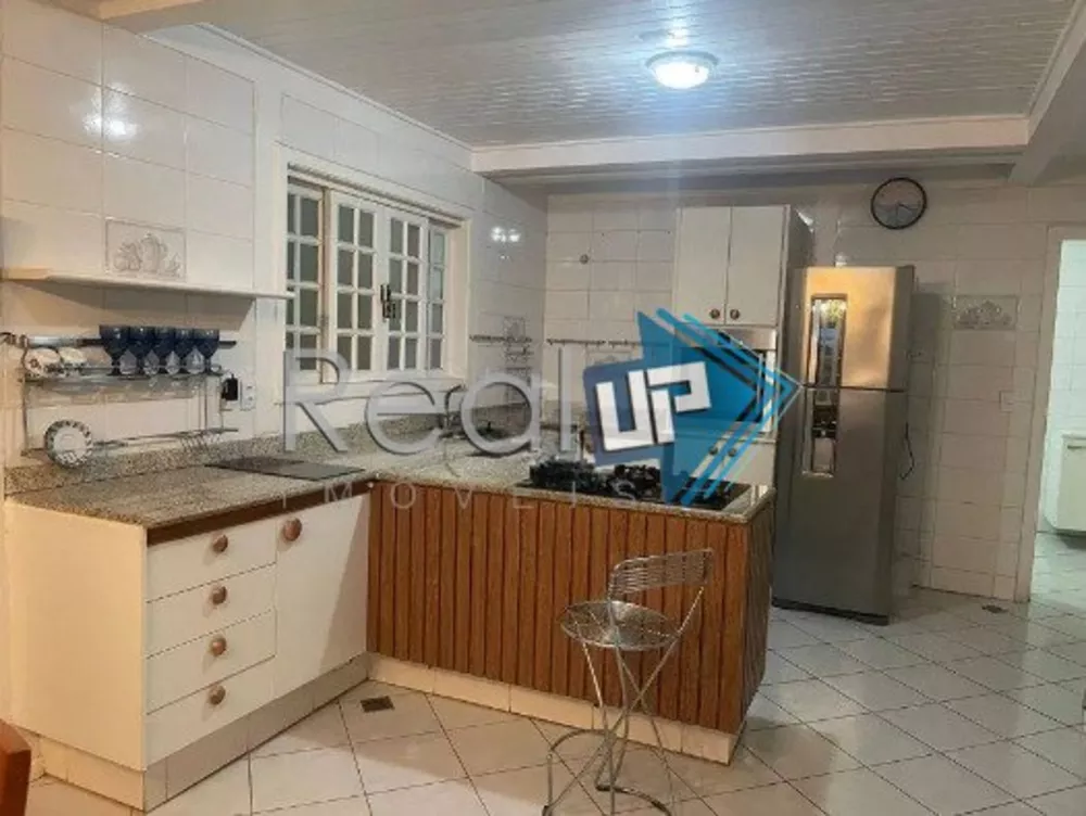 Casa, 4 quartos, 332 m² - Foto 26