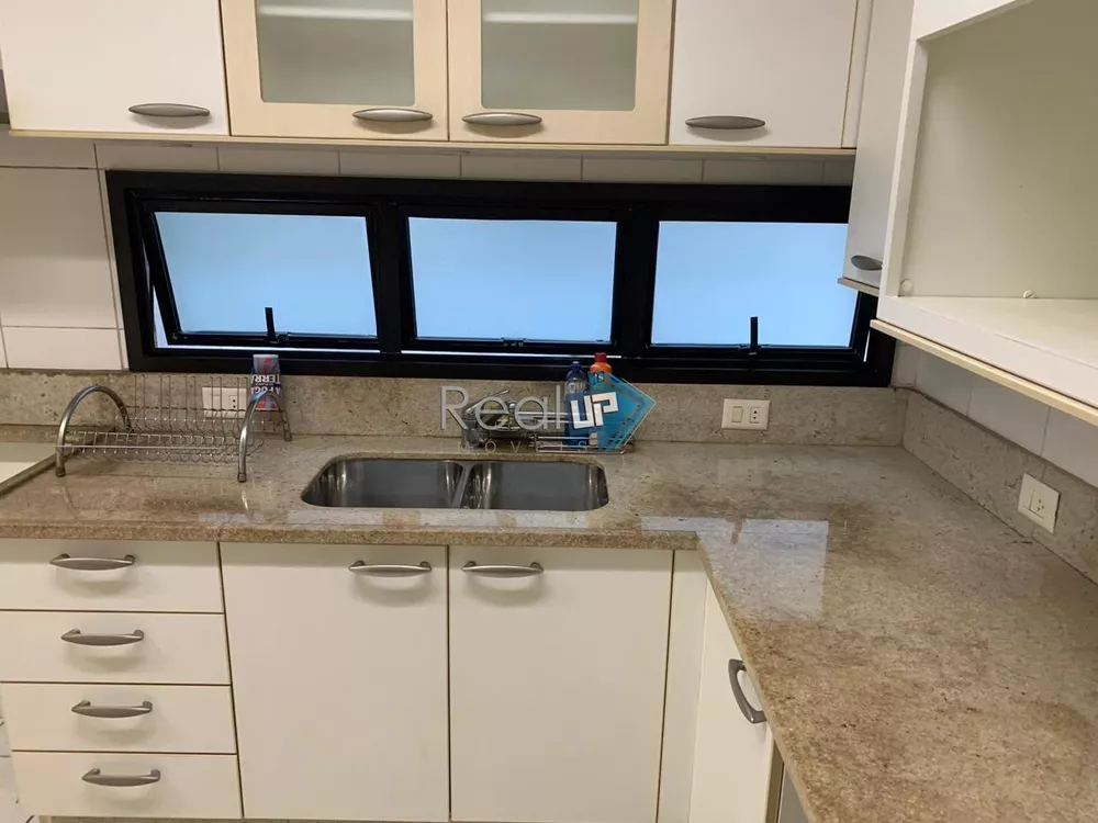 Apartamento, 3 quartos, 209 m² - Foto 2